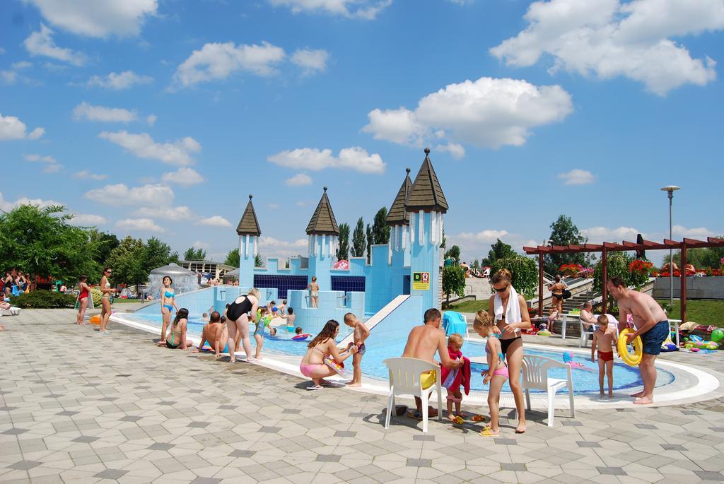 Termal Kemping Apartmanok Тисауйварош Екстер'єр фото